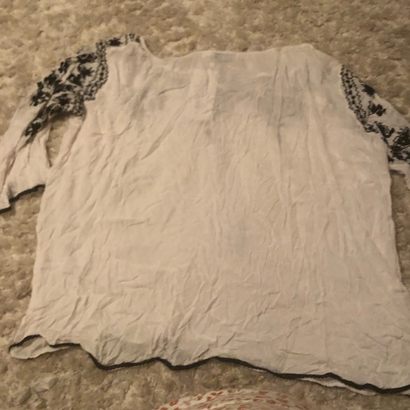 White Tunic - Picture 8 of 8